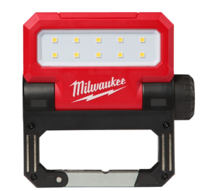 Latarka kompaktowa 550lm aku Milwaukee L4 FFL-301 4933479766